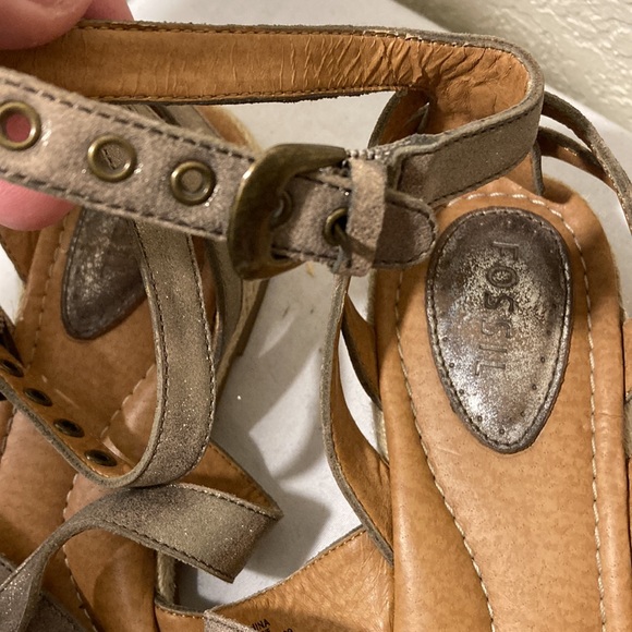 Fossil Leather Iridescent Summer Sandals Ankle Strap 7 1/2 - Picture 3 of 5